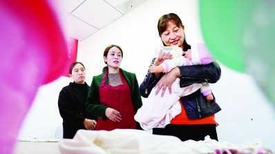 20260412055912-69db34b0f05fb.jpg 山东举办第六届家庭服务业职业技能竞赛