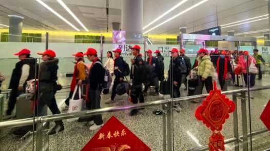 20260412061040-69db3760208bd.jpg 青海连续五年开行“点对点”返岗务工专列