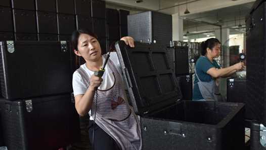 20260414095216-69de0e504d00d.jpg 宁夏就业服务精绘冬日劳务输送新图景