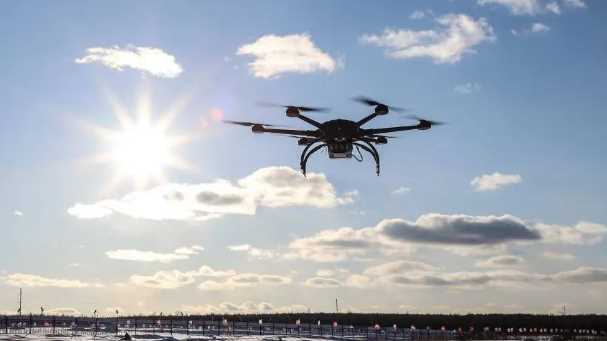 20260414095942-69de100e06369.jpg 新职业新风向|无人机飞手培训教员:低空赛道的职业“领航员”