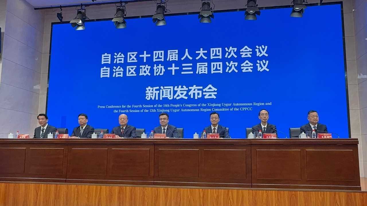 20260414100406-69de11164f952.jpg 新疆连续四年实施就业关爱帮扶行动 托稳百姓“饭碗”