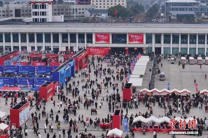 20260414100845-69de122d57609.jpg 元宵“才”聚江淮 合肥万岗“诚”就逐梦青年