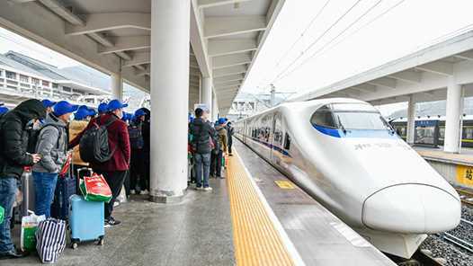 浙江义乌：3000余岗位送抵火车站网赚项目-副业赚钱-互联网创业-资源整合青创网