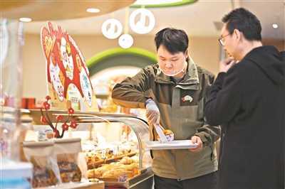 广州：去年新增残疾人就业2990人