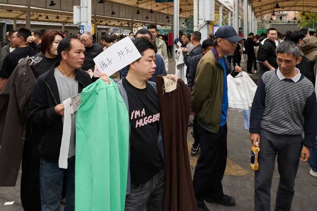 打工新鲜事儿｜日薪五六百元还招不到人，广州制衣村何以创造“薪”高度？