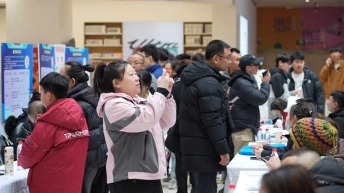 内蒙古：“东工西用”盘活就业市场