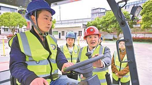 定岗培训 精准就业网赚项目-副业赚钱-互联网创业-资源整合青创网